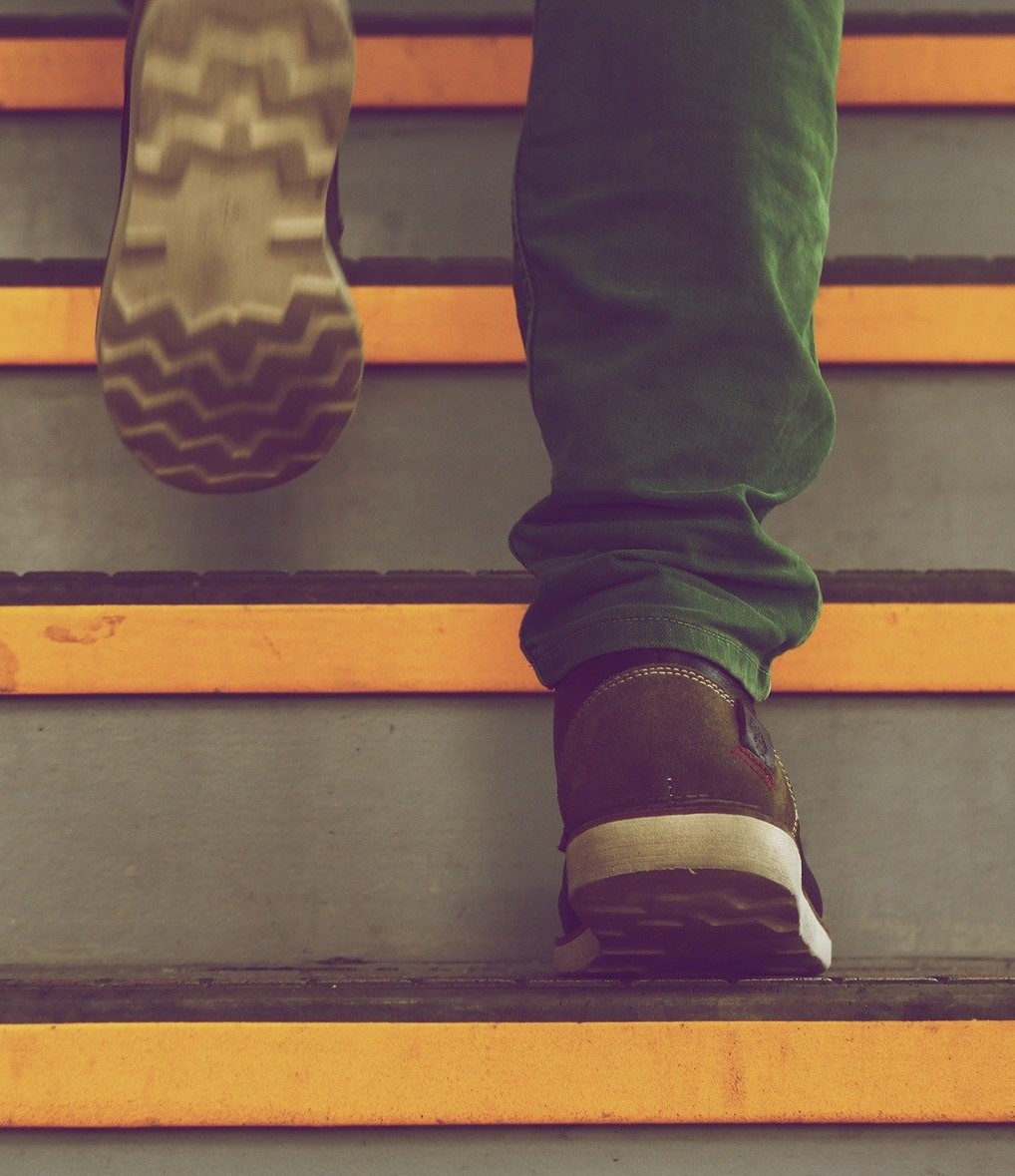 steps-388914_1920